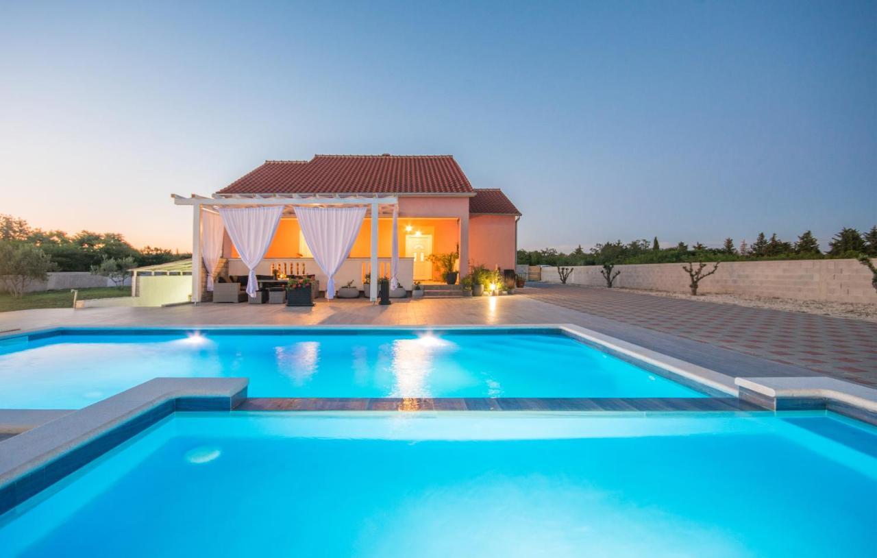 Villa Maris Zadarvillas Tinj Екстериор снимка