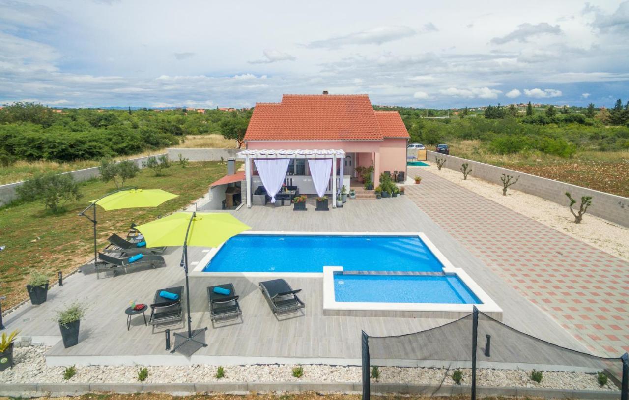 Villa Maris Zadarvillas Tinj Екстериор снимка