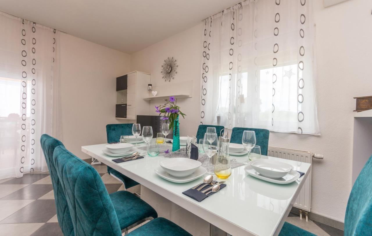 Villa Maris Zadarvillas Tinj Екстериор снимка
