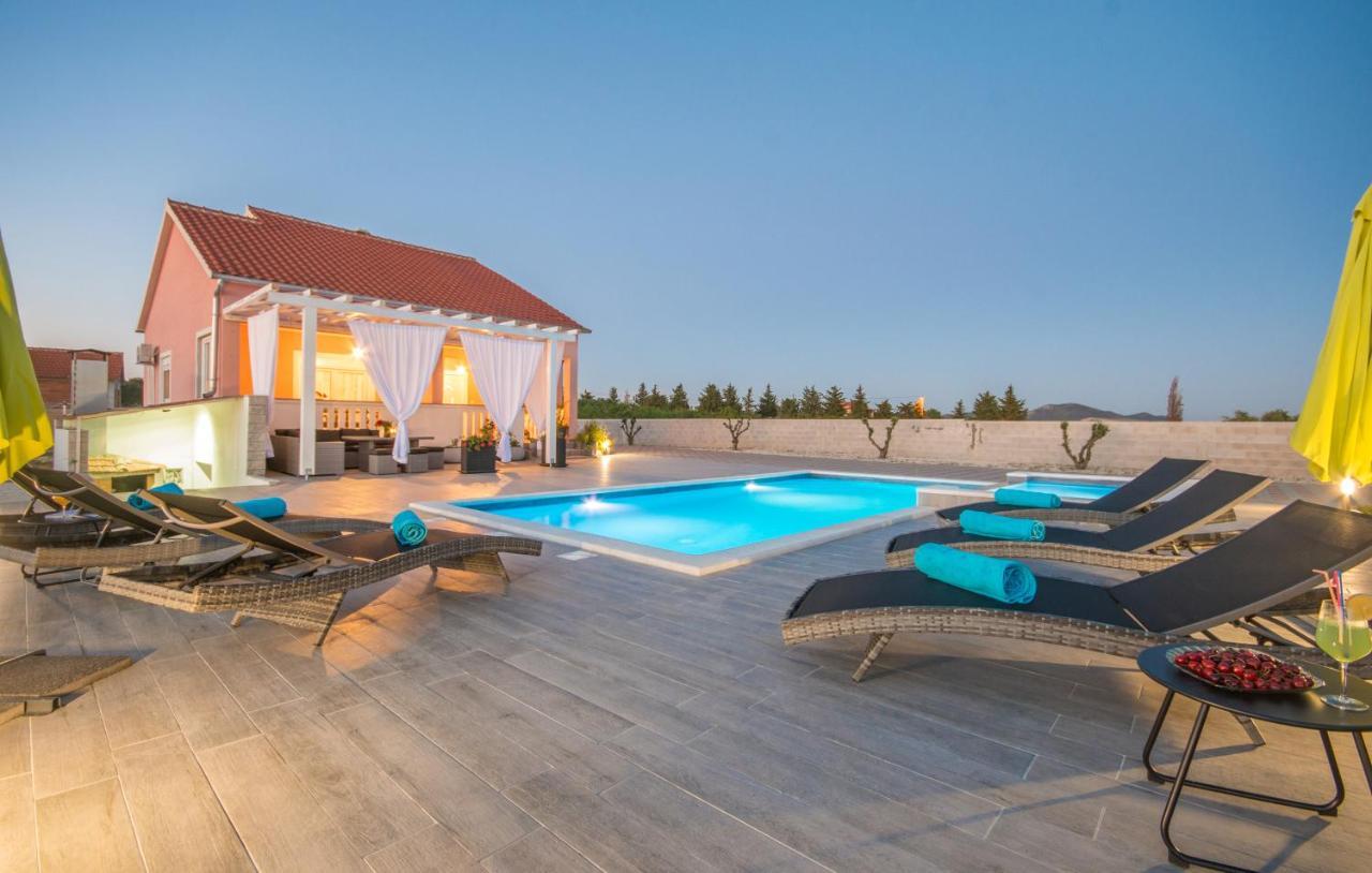 Villa Maris Zadarvillas Tinj Екстериор снимка