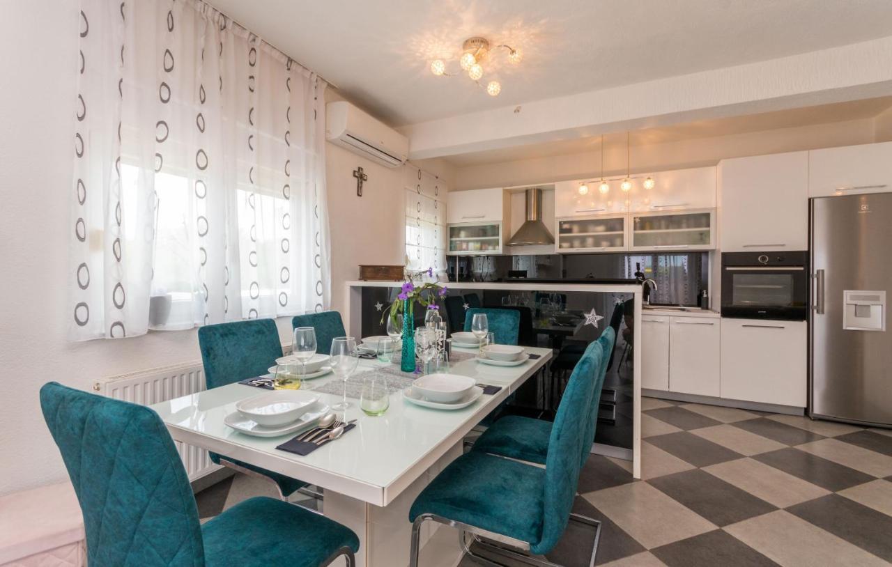 Villa Maris Zadarvillas Tinj Екстериор снимка