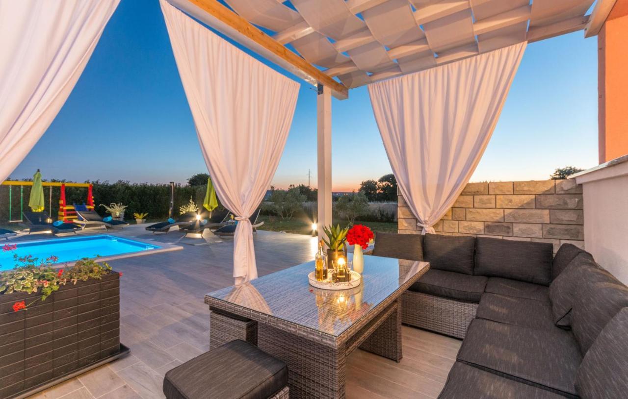 Villa Maris Zadarvillas Tinj Екстериор снимка
