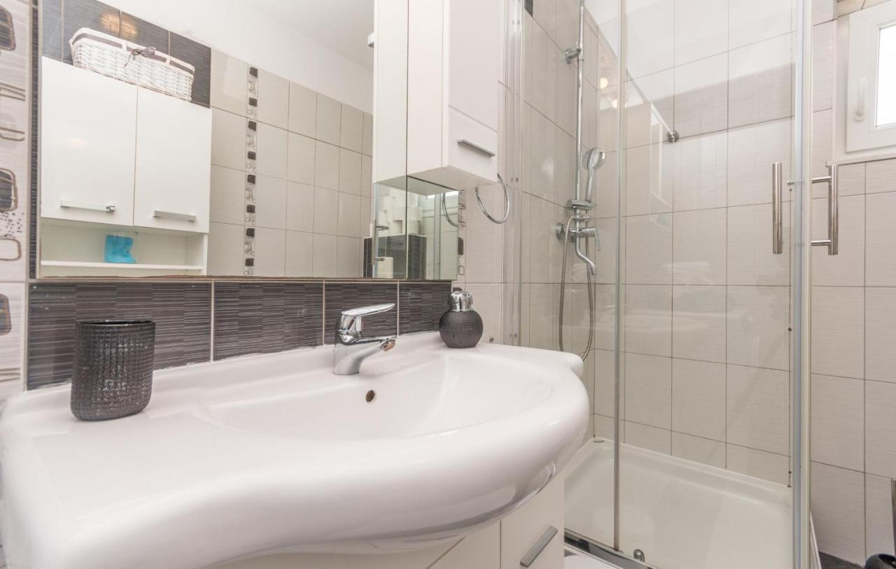 Villa Maris Zadarvillas Tinj Екстериор снимка