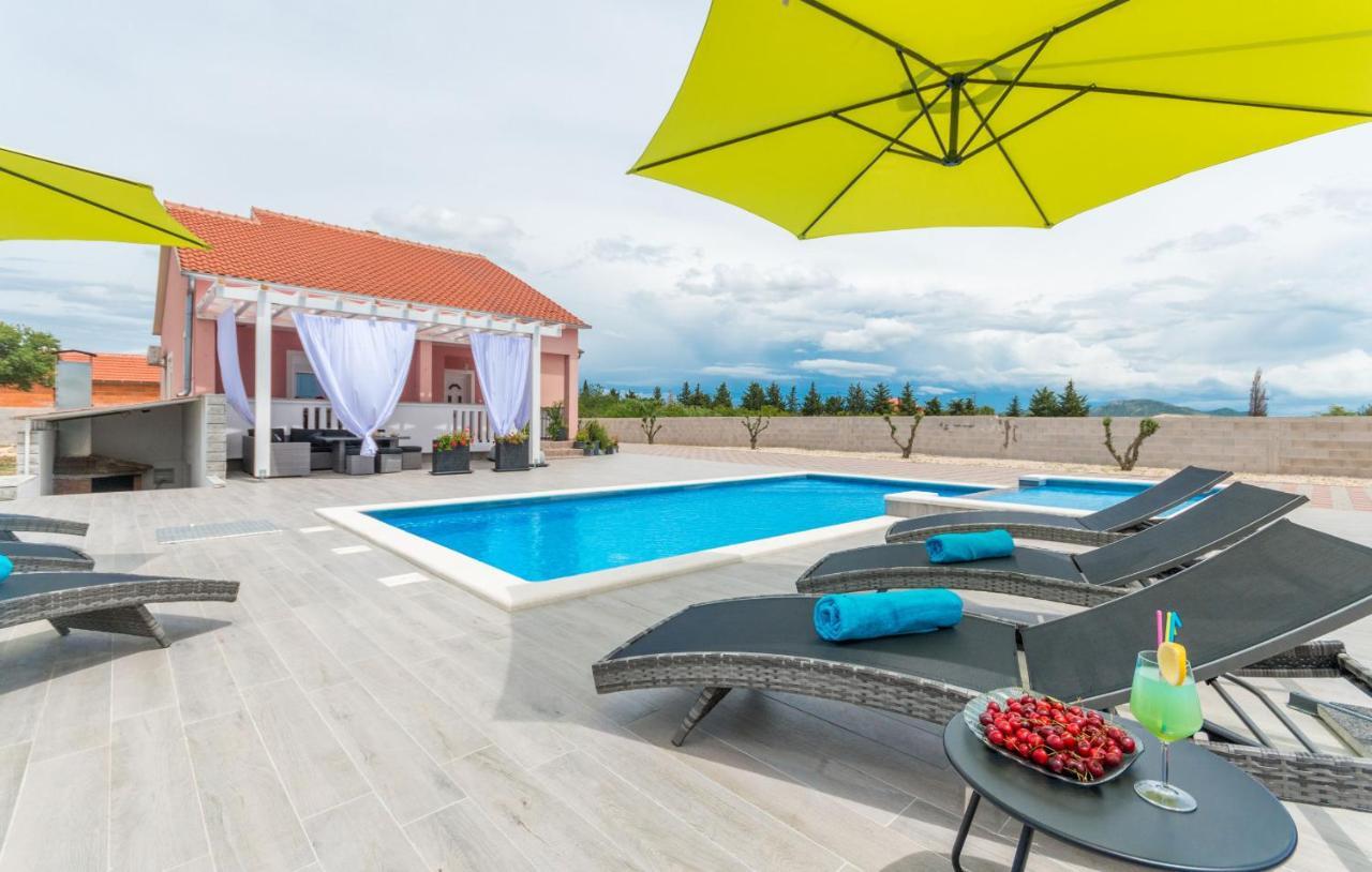 Villa Maris Zadarvillas Tinj Екстериор снимка